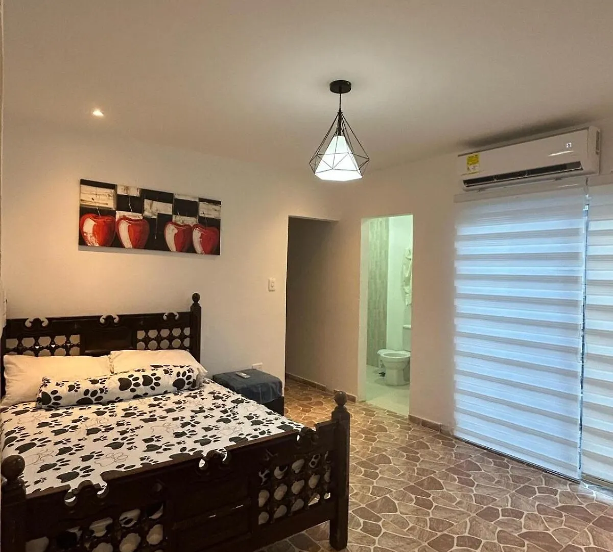 Casa De Campo Con Piscina, Aire Acondicionado, Estacionamiento Privado Con Bbq Barranquilla